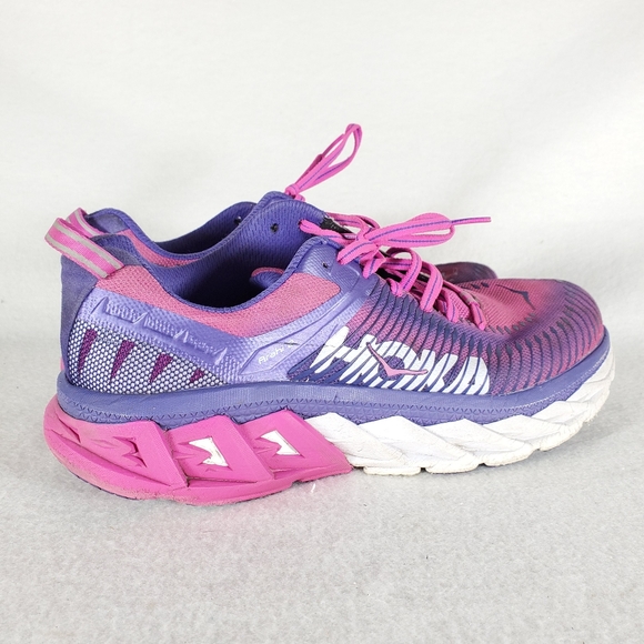 hoka size 9 womens